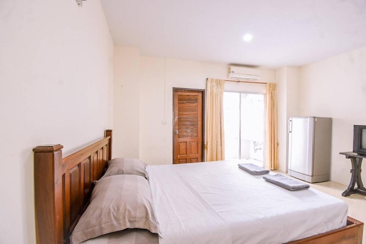 We Residence Паттая Екстер'єр фото